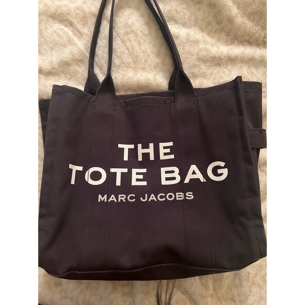 Marc Jacob’s Large Tote Bag